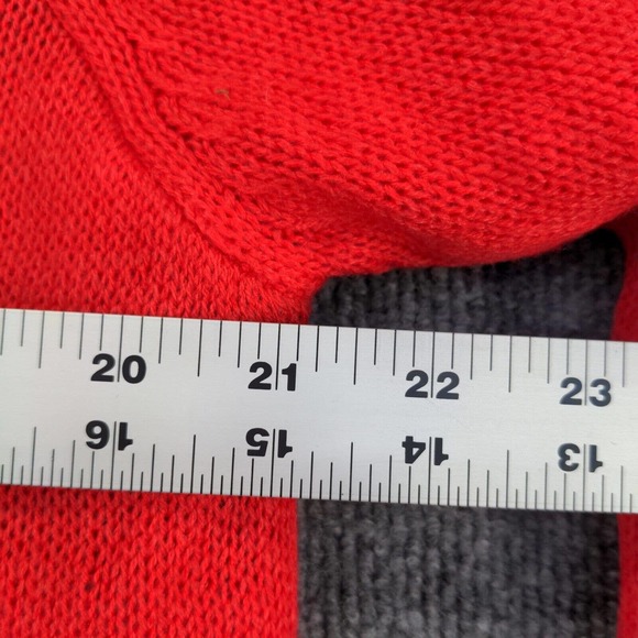 Merry Christmas Women's Christmas Tree Sweater Red S/M LED Lights W/Tags - Picture 11 of 11